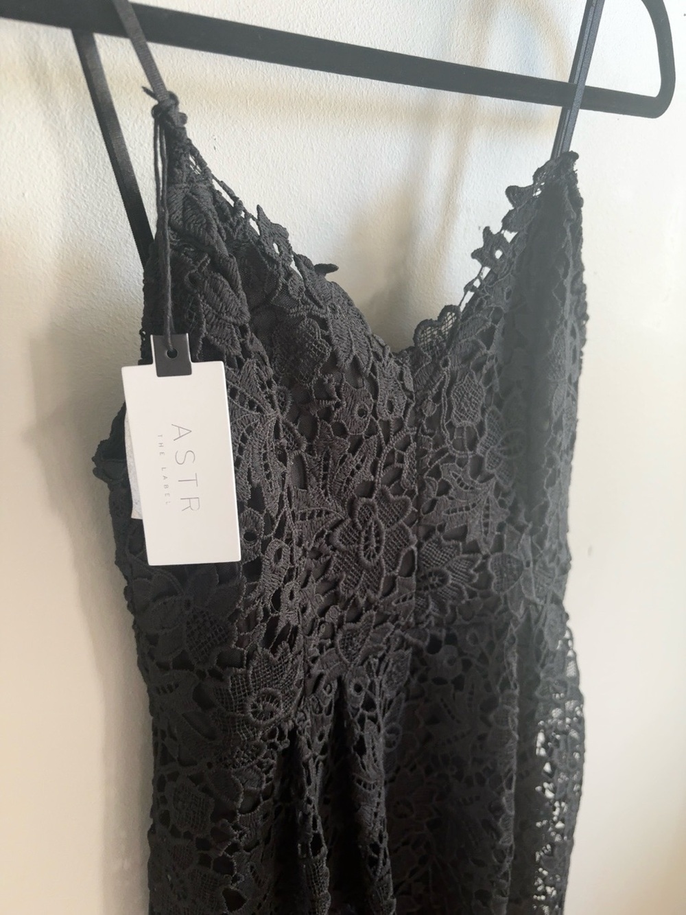 ASTR The Label Black Floral Lace Midi Dress Adjustable Fit Flare Cocktail Size M - Picture 3 of 6
